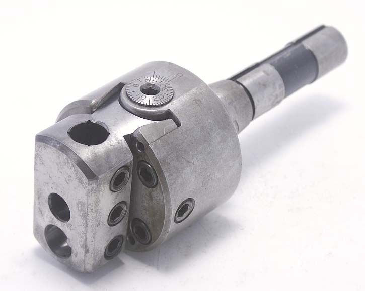 Boring head on an R8 shank