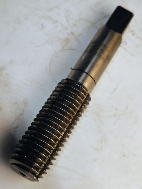 Form tap with no flutes